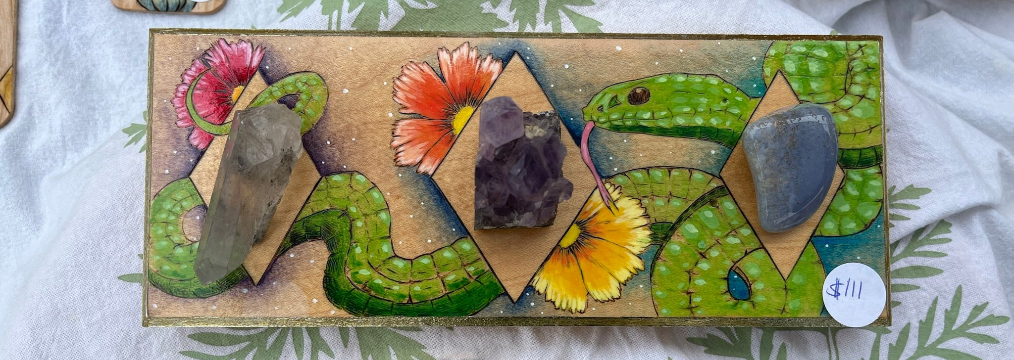 Snake Design Crystal Stand